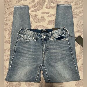 True Religion Jennie Curvy Super Skinny Jeans Size 27